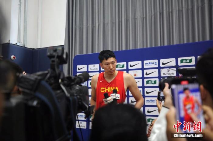 周琦加盟广东宏远 赵睿回归新疆广汇完成球员互