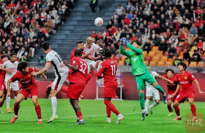 川渝德比上演进球大战 成都蓉城绝平球延续不败