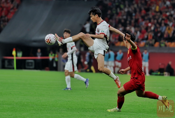 川渝德比上演进球大战 成都蓉城绝平球延续不败