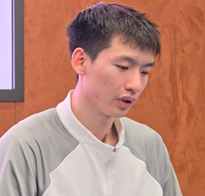 深圳大胜新疆防守崩盘引反思 杨芮18分成关键