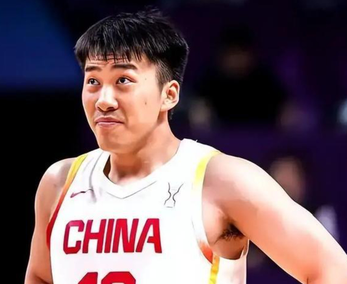 旧金山大学前锋王俊杰申请转校引热议